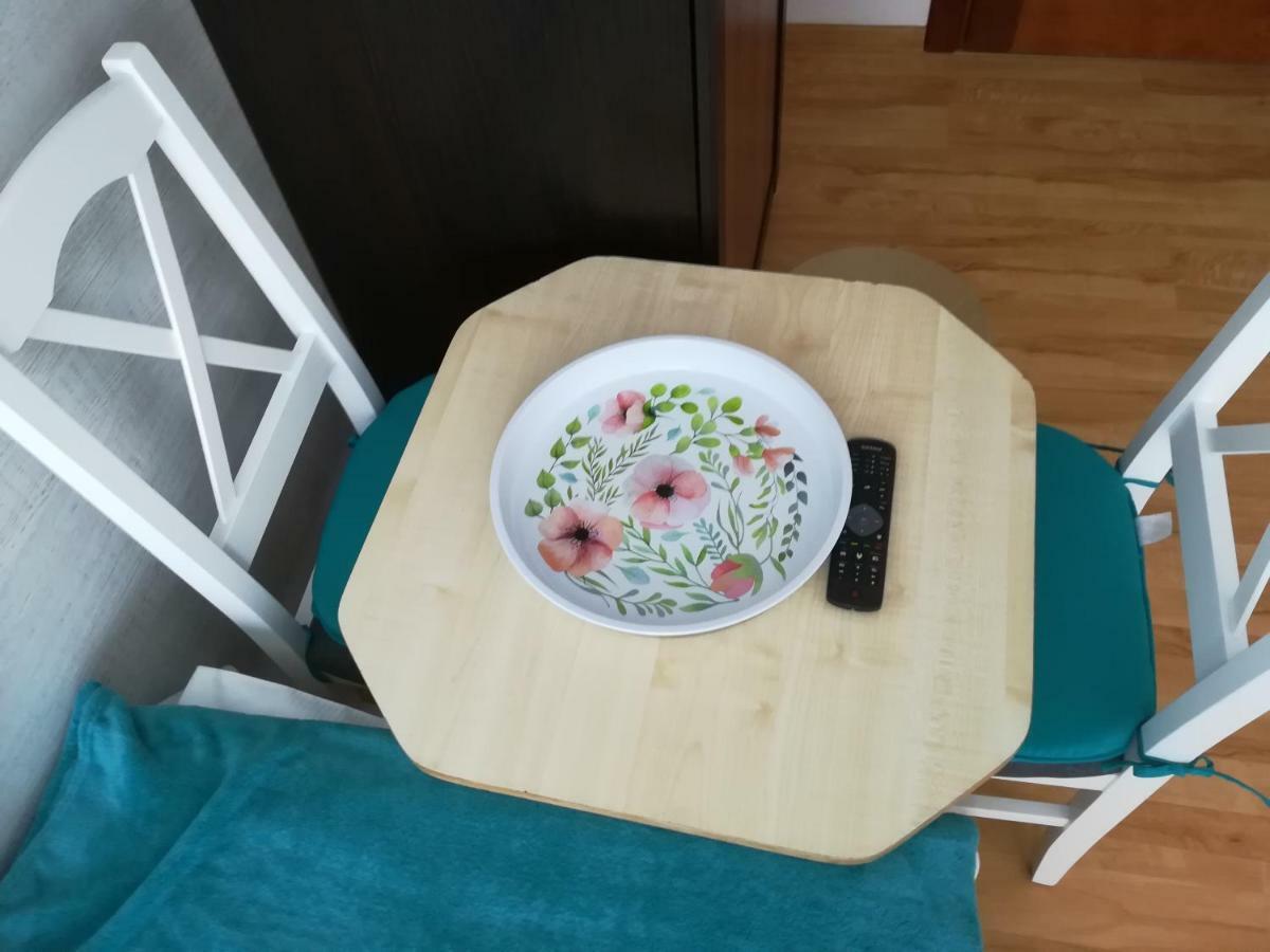 Pokoje Goscinne Jutrzenka Swarzewo Esterno foto