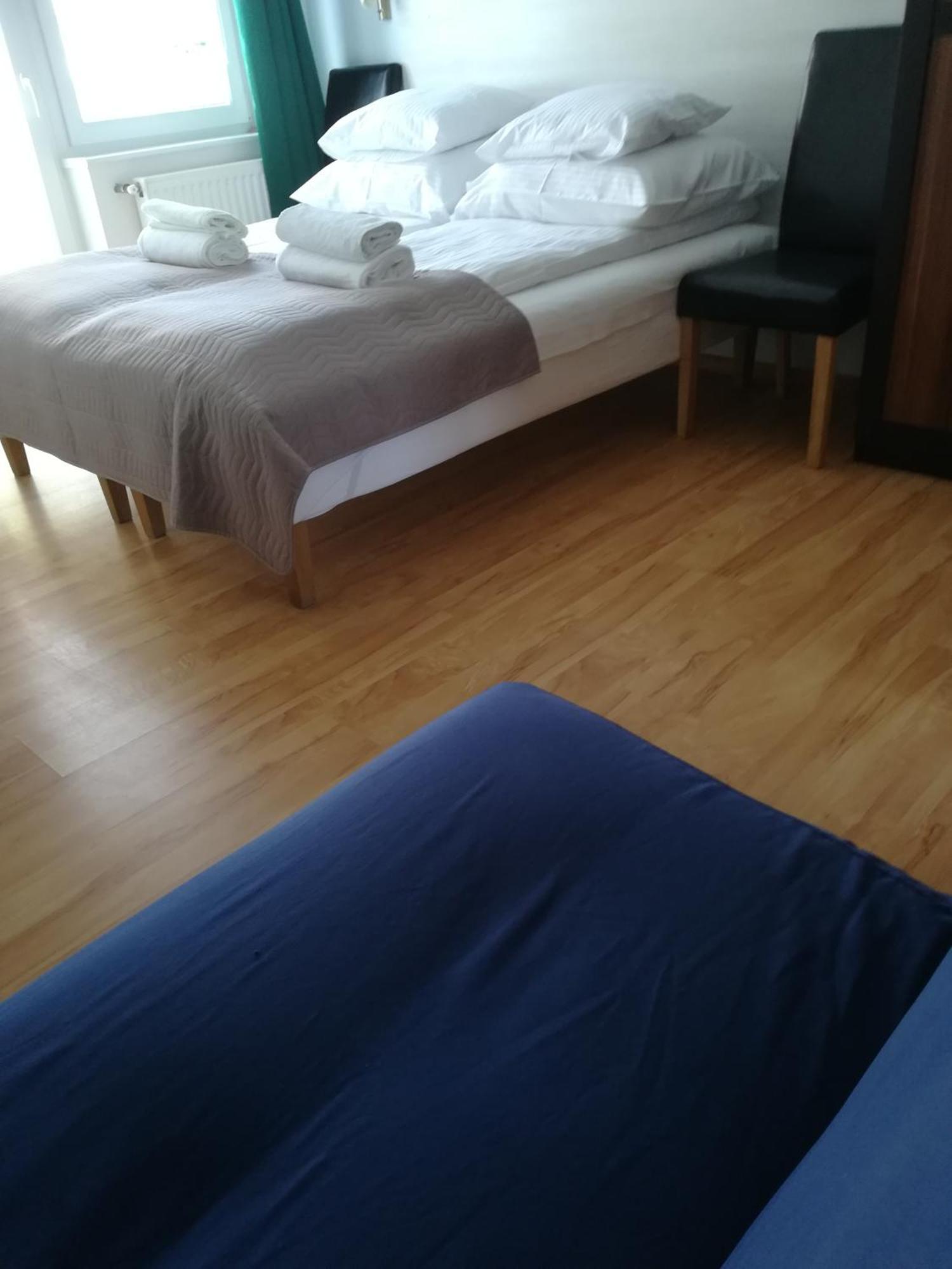 Pokoje Goscinne Jutrzenka Swarzewo Esterno foto